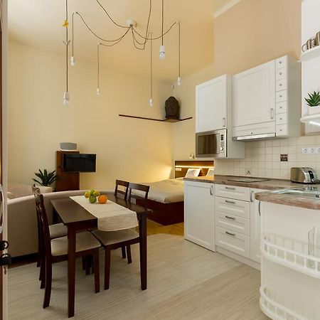 Family Buddha Apartment Budapest Extérieur photo